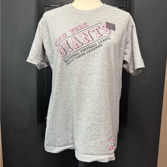 New York Giants Breast Cancer Awareness NFL T-Shirt - Picture 1 of 7